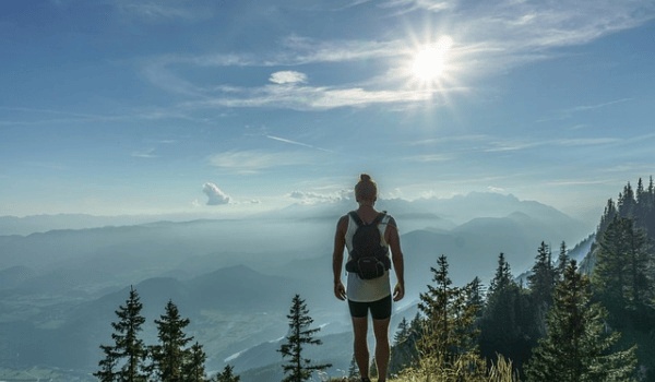 浙江小伙千元包船出海,海鲜大丰收引网友热议!