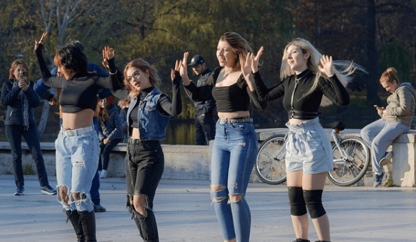 泉州崇武古城探秘:古韵犹存,惠安女踪迹难觅?